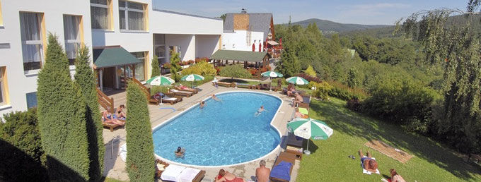 L�ze�sk� hotel NIVAMARE